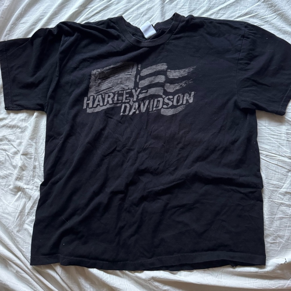 Harley-Davidson Black T-Shirt with Faded Gray Flag Logo